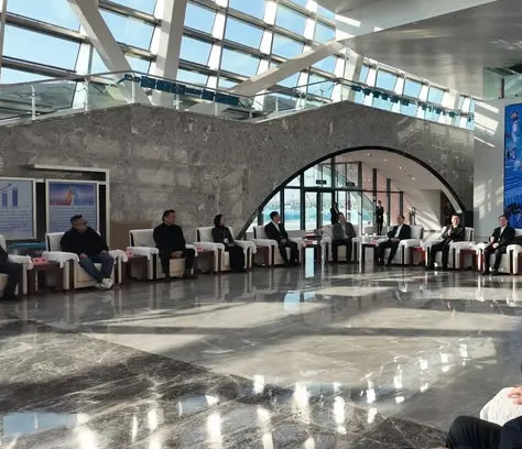 ѩθ|(zh)l(f)չՄ(hu)ڹIѩ_(ki)